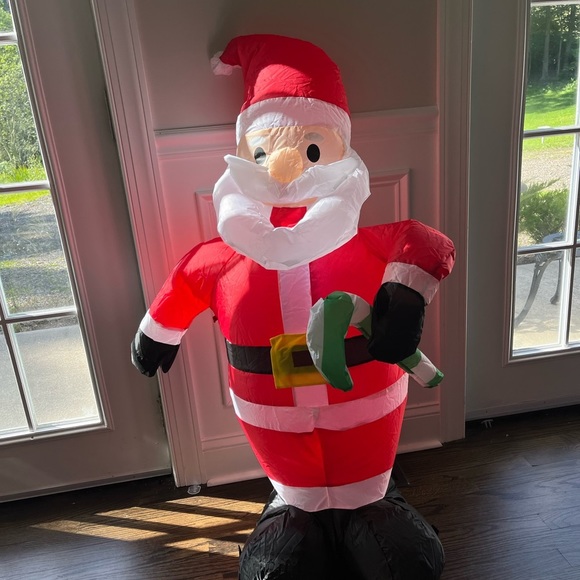 NEW 4FT Christmas Inflatable Santa Claus with Candy Cane, LED Lights - Picture 4 of 4